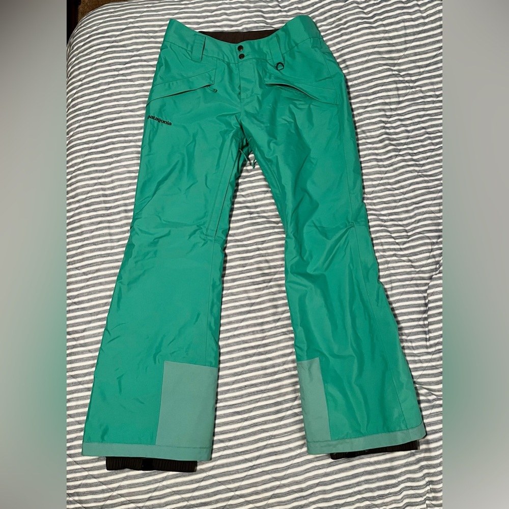 Patagonia Women’s Powder Ski Snow Pants, Medium, EUC